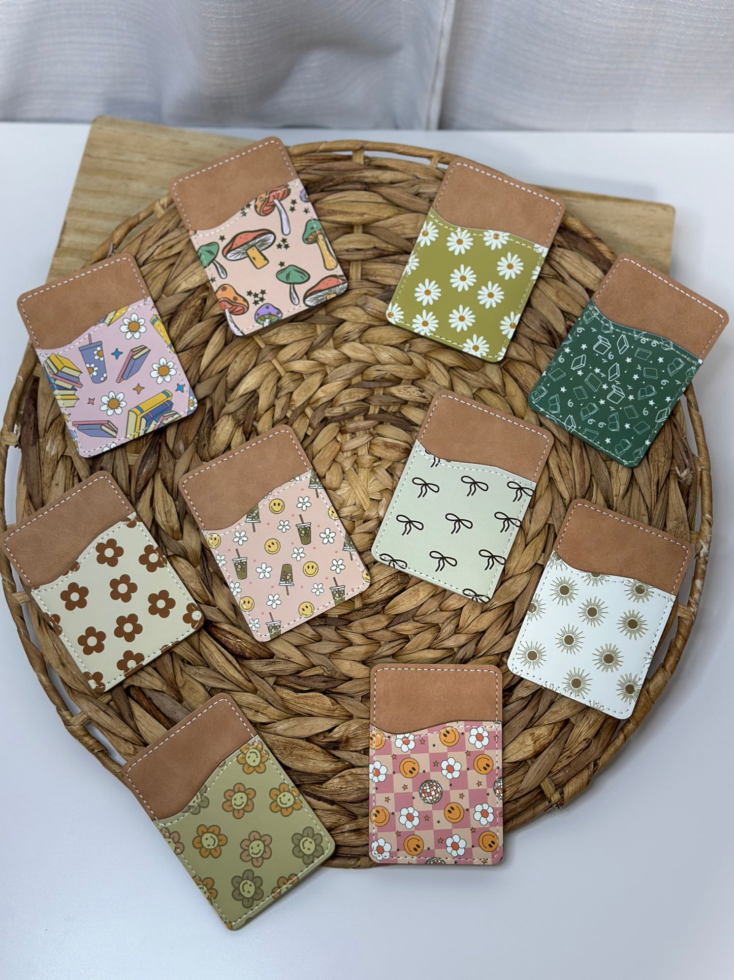 Daisy Greenish Card Holder