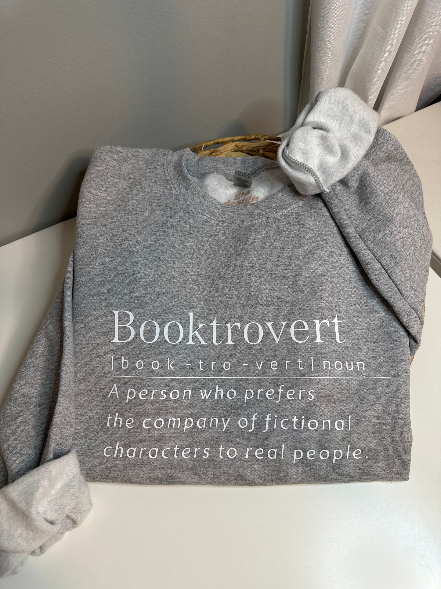 Booktrovert Sweatshirt